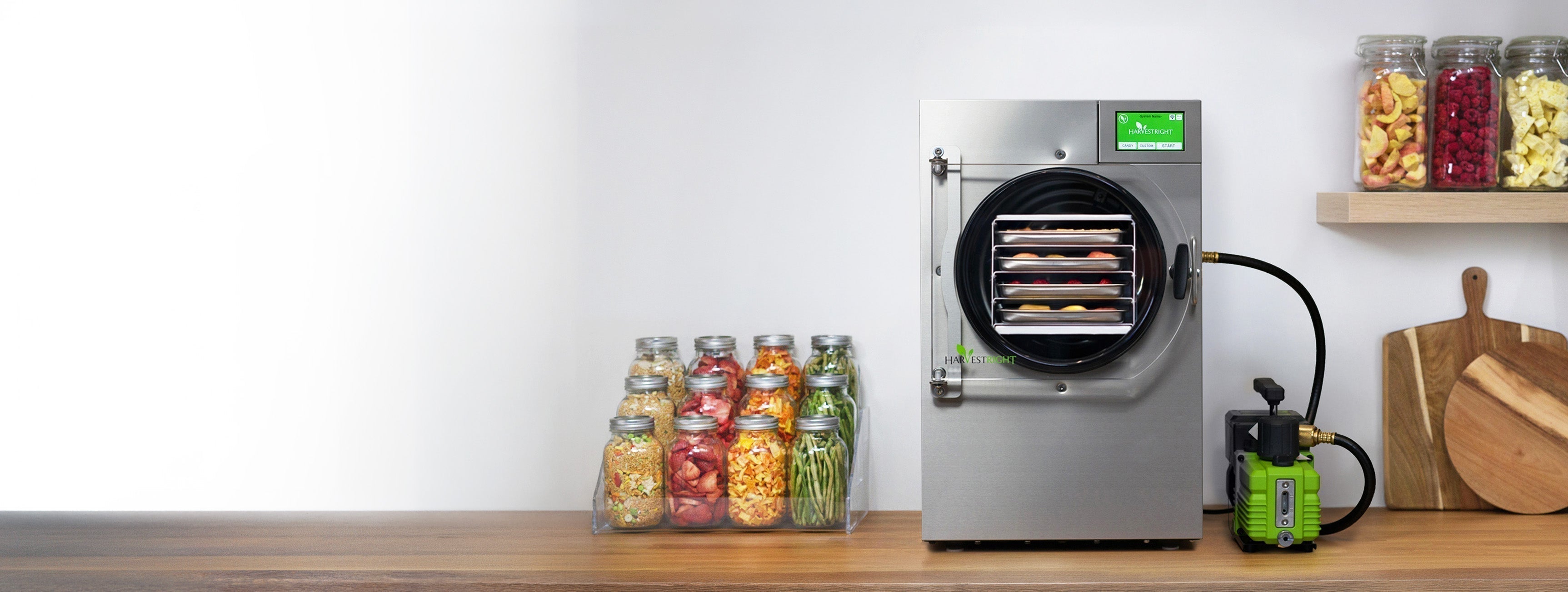Freeze Drying vs. Dehydrating: Which Preserves Food Longer?