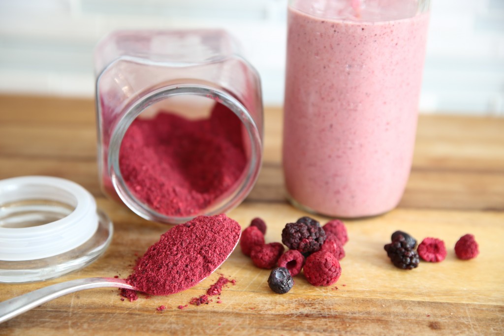 freeze dried berry powder and a smoothie